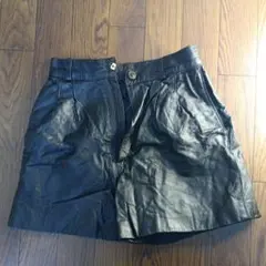 革 ショートパンツ