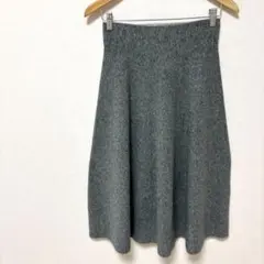 【ユニクロ】ニットフレアスカート　Mサイズ　灰色グレー　ウエストゴム　ロング