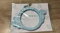 TWICE 缶バッチホルダー