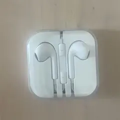 Apple 3.5mmジャック 有線イヤホン 【未使用品】
