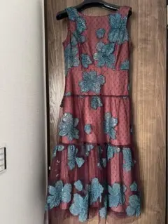 グレースコンチネンタル　フラワー刺繍　ワンピース