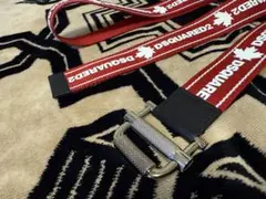 DSQUARED2 パッチストラップロングベルト(レッド)