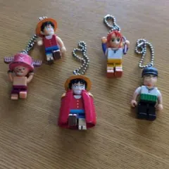 ONE PIECE　 キャラクターキーホルダーセット（レゴ風カスタムフィギュア）