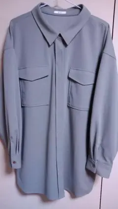 a.v.v☆美品　長袖シャツ　グレーグリーン