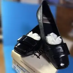 【新品・未使用品】BeauFortエナメルコンビパンプス 黒 23.0㎝