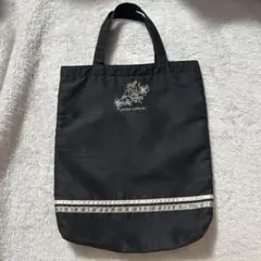 LAURA ASHLEY ローラアシュレイ　黒　トートバッグ　花　刺繍