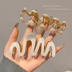 波形デザイン ヘアクリップ ゴールド