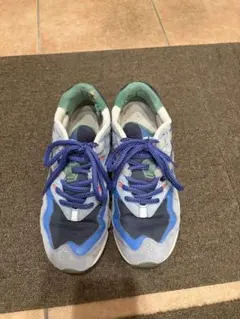 New Balance スニーカー ブルー系のサムネイル