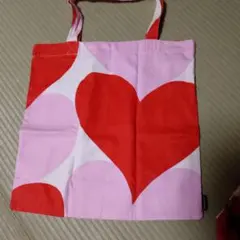 美品【marimekko】マリメッコトートバッグエコバッグLOKKIピンクレッド