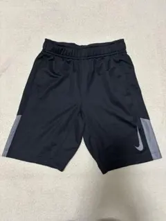 Nike DRI-FIT ブラック ハーフパンツ XS