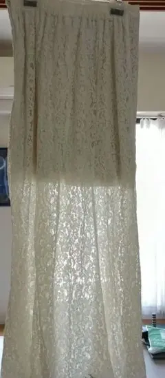 GU ホワイトレース ロングスカート