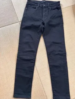 値下げしました。UNIQLO ジーンズ　スキニー　28インチ