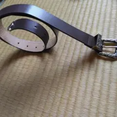 ブラウン ベルト シルバー調バックル