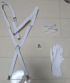 新郎衣装セットホワイト サスペンダー 手袋 アームバンド　カフスセット