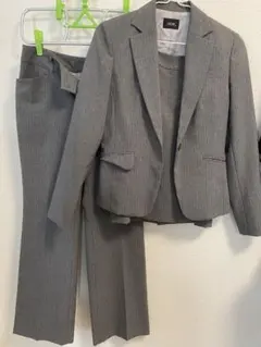 グレー ストライプ ビジネススーツ 上下セット　スカート　パンツ　9号