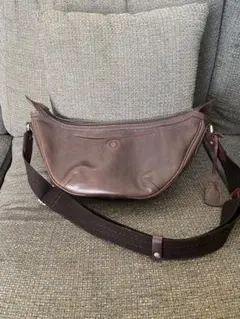 アニアリ☆国内正規品ボディバッグ美品