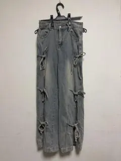リボン付きデニムパンツ