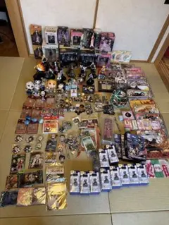 鬼滅の刃　フィギュアなど　大量　まとめ売り アニメフィギュア・グッズコレクション
