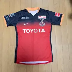 名古屋グランパス　ユニフォームのサムネイル