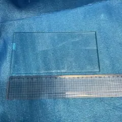 歯科技工　ガラス連板　です。