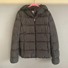 モンクレール　ダウン　【ダークカーキ】