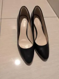 Cole Haan　レザーパンプス