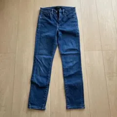 UNIQLO スリムフィット ダークブルージーンズ