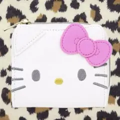 ハローキティ 財布 二つ折り ウォレット フェイス形 レディース 女性