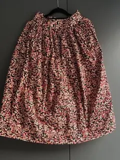 フレアスカート 花柄 黒地 34サイズ