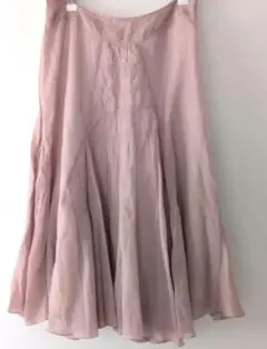 薄いピンク フレアスカート ギャザー入り