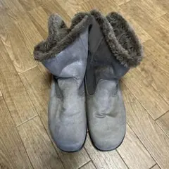 最終お値下げ‼️美品❗️ポカポカファー付きショートブーツ25.0センチ