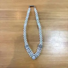 エレガントな二重パールネックレス