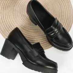 ブラックローファー 中ヒール