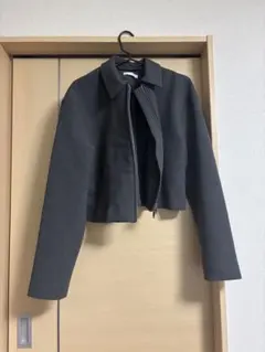 ZARA ダークグレー クロップドジャケット