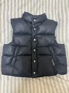 BeBe120 黒 ダウンベスト（フード付き）（ダウン50%）