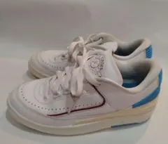 Nike Air Jordan2 Retro University Blueのサムネイル