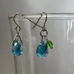 青と緑のドロップ型ビーズピアス[388]