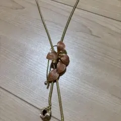 【昭和レトロ】ループタイ風 ロングネックレス リーフ ピンク ゴールドラリエット