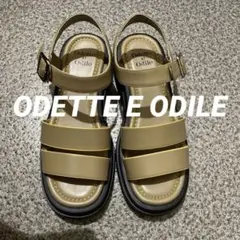 Odette e Odile サンダル 厚底 カーキ　ベージュのサムネイル