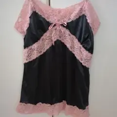 キャミソール 黒とピンク サテン　レース