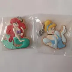 ディズニープリンセスクッキーチャームコット　アリエルシンデレラ