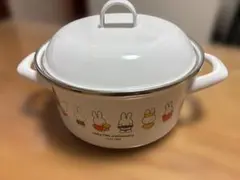 LE CREUSET ミッフィー ホーロー鍋 - メルカリ