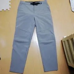 ライトグレー ワークパンツ 調整可能ベルト付き