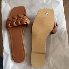 ブラウン 編み込みデザイン サンダル サイズ7
