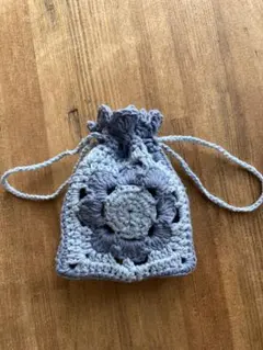 かぎ編み フラワーモチーフ ミニ巾着 小物入れ ハンドメイド （ブルー）