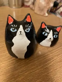 猫ペーパーウェイト２つのサムネイル