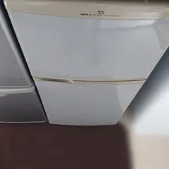 サンヨー　ボトムフリーザー シルバー冷蔵庫　355L ジャンク扱い サンヨー ボトムフリーザー シルバー冷蔵庫 355L ジャンク扱い