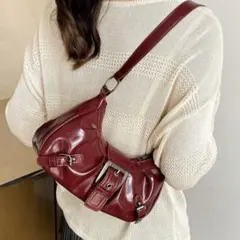 赤　レザーバック