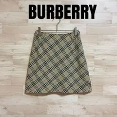 ✨BURBERRY バーバリー ノバチェック ミニスカート M✨のサムネイル