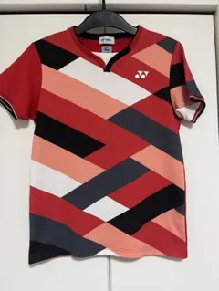 バドミントン　ヨネックス　ユニフォーム　赤　柄